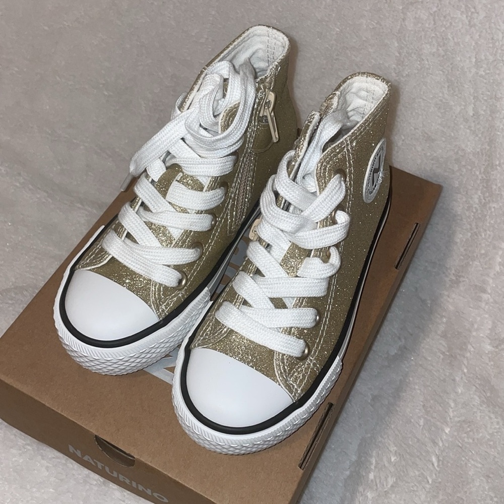 NWT NATURINO YLFAS Glittered Platinum Sneakers - Picture 9 of 15